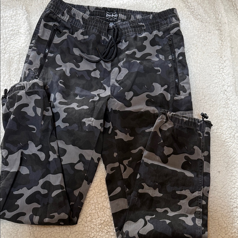 Dogs Supply Snoop Dogg Black and Gray Cargo Pants